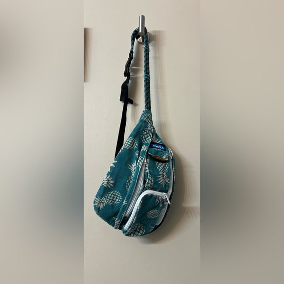 kavu rope sling bag Teal Pineapple Design - Picture 1 of 3